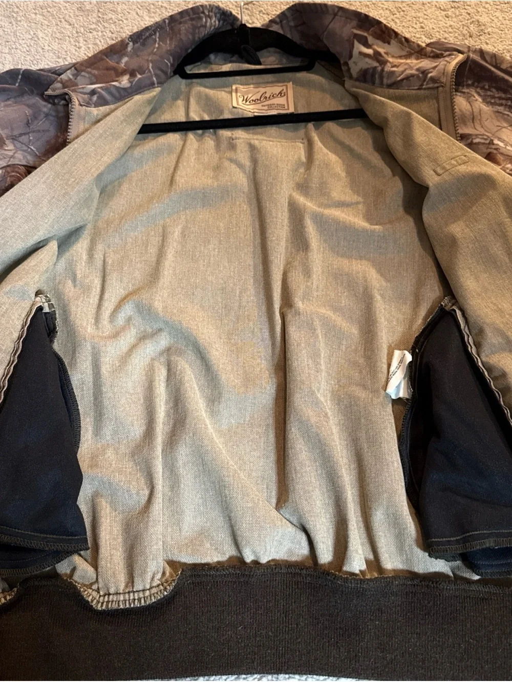 Vintage Woolrich Camo Bomber - Picture 6 of 6